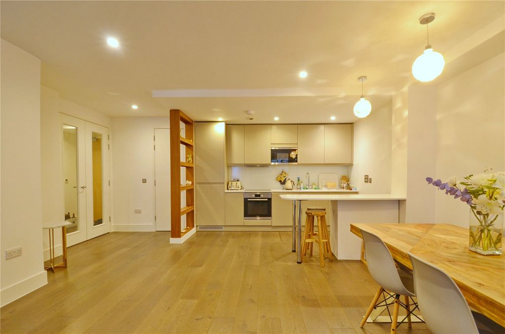 Property photo 1 of 13 Picture No. 01