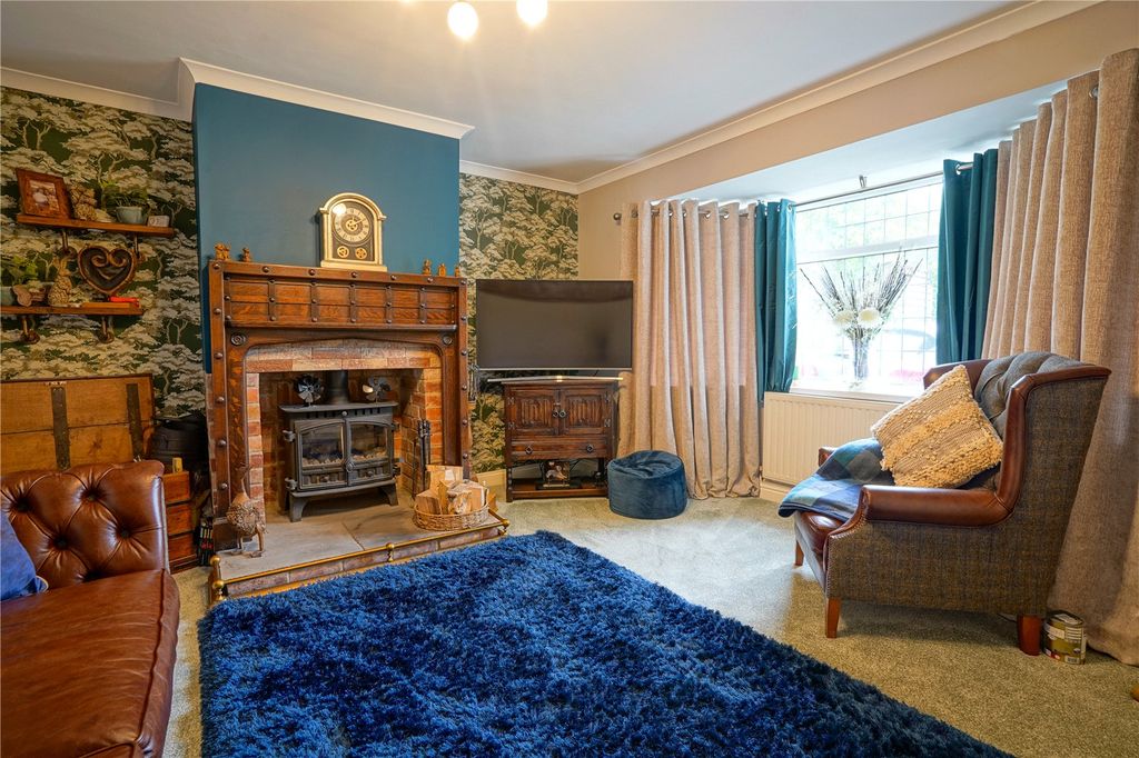 Property photo 2 of 22 Picture No. 13