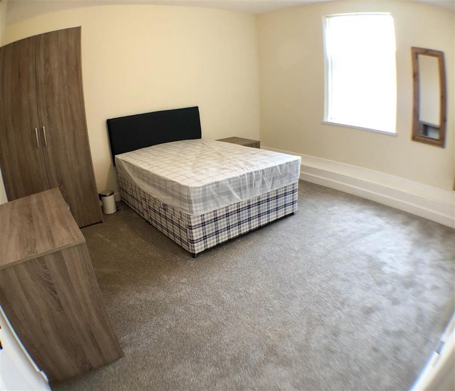 Property photo 2 of 13 Image