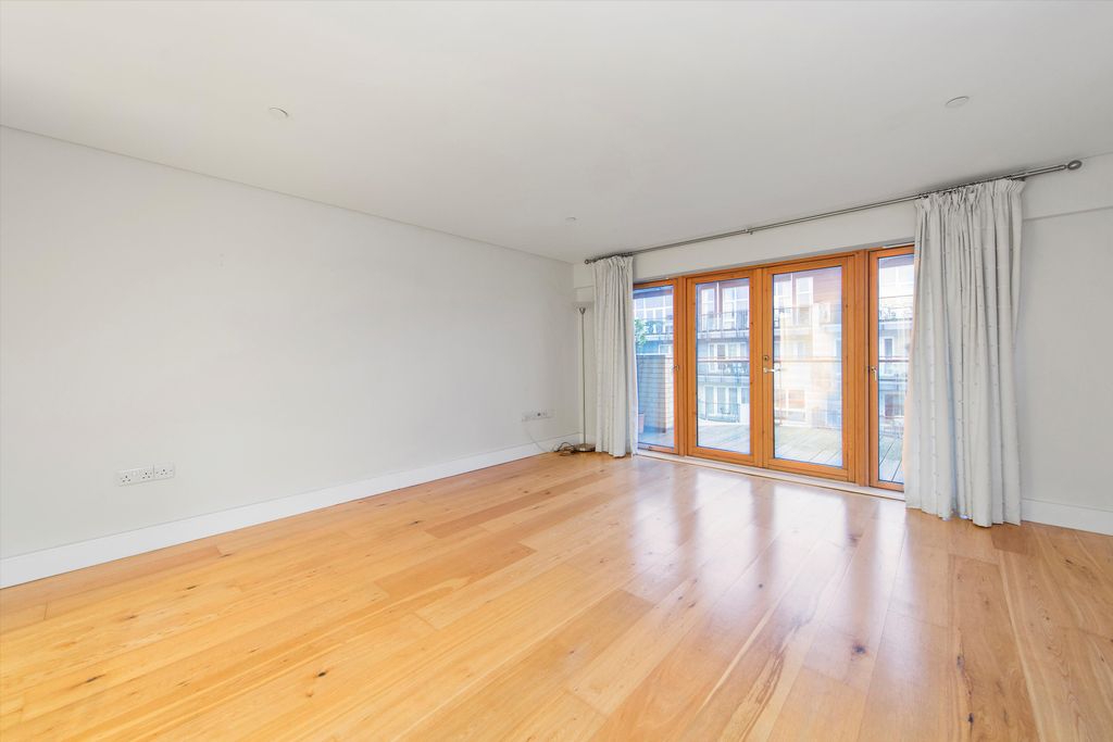 Property photo 2 of 8 Image