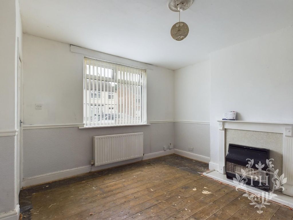 Property photo 2 of 9 Cam02002G0-Pr0038-Still004.Jpg