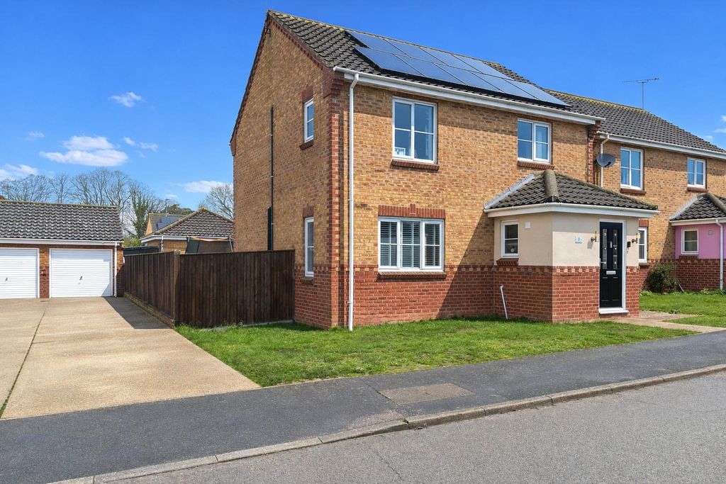 Property photo 1 of 12