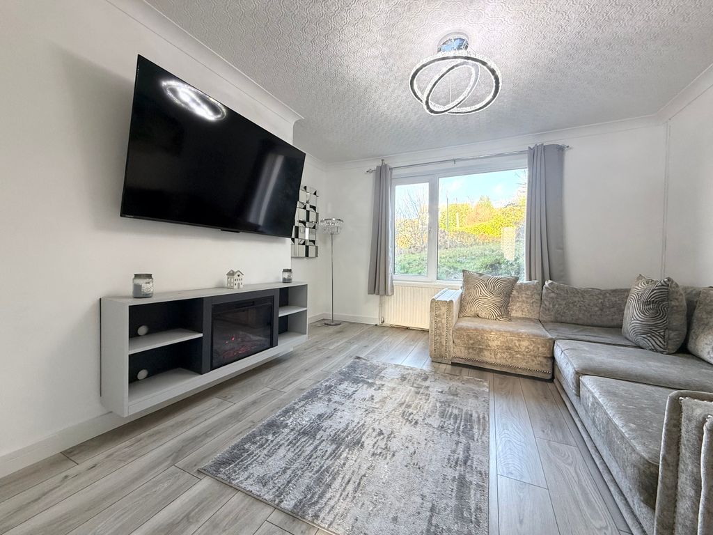 Property photo 2 of 15 Img_1704.Jpeg