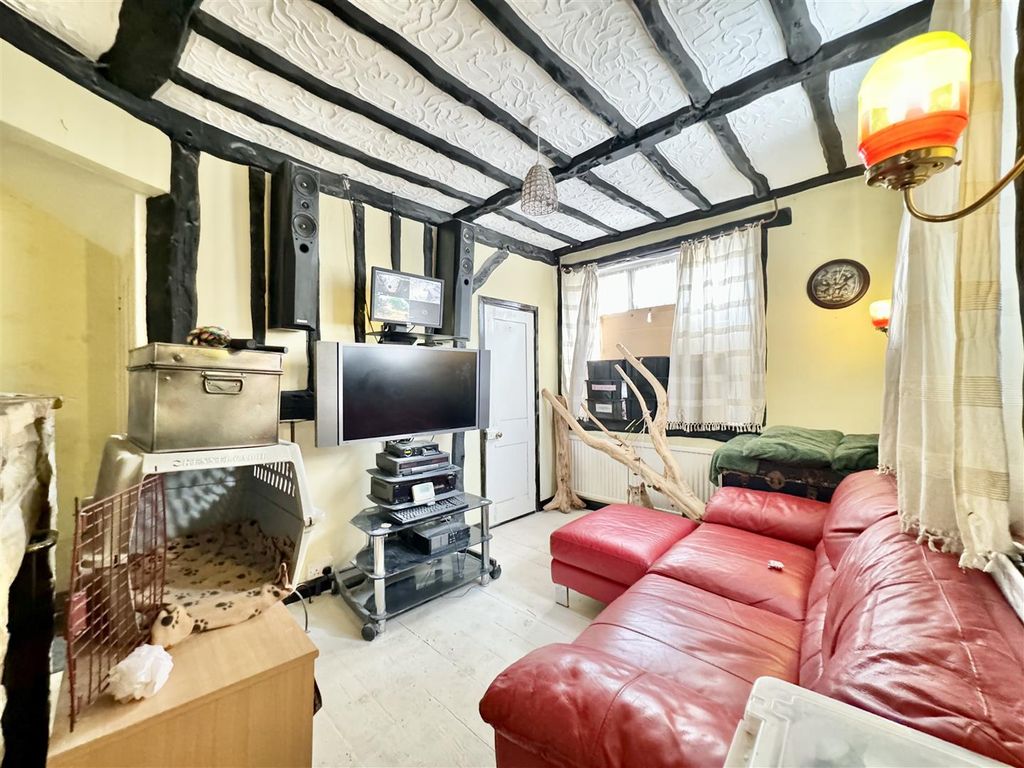 Property photo 3 of 21
