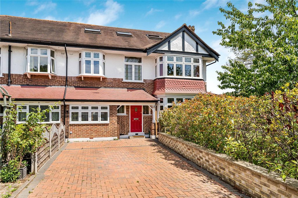 Property photo 1 of 19 External