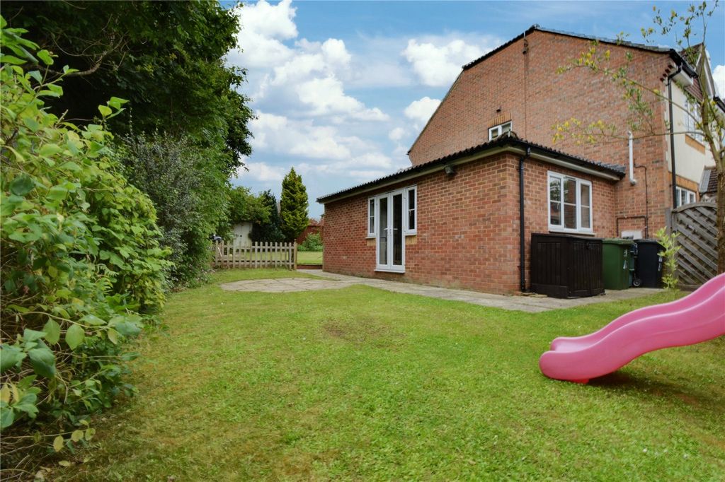 Property photo 3 of 19 Picture No. 37