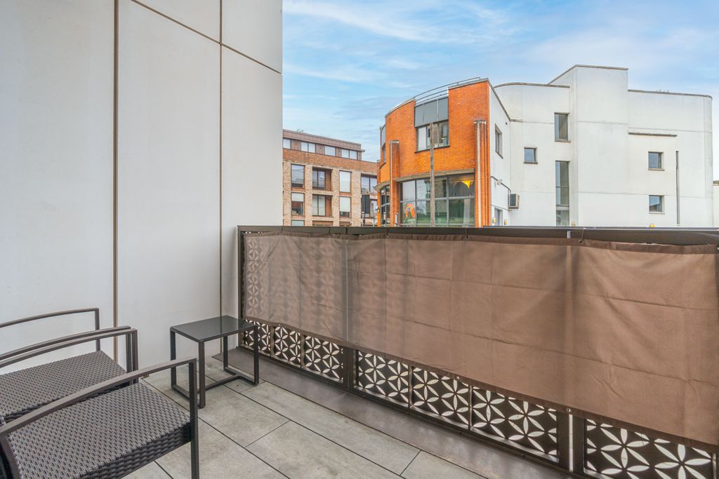 Property photo 3 of 9