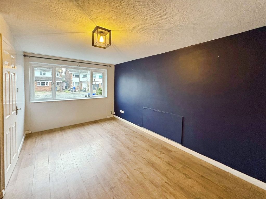 Property photo 2 of 10 Picture No. 11