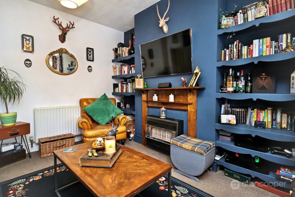 Property photo 3 of 27 4133864