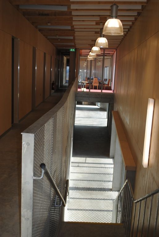 Property photo 2 of 4 Top Corridor 