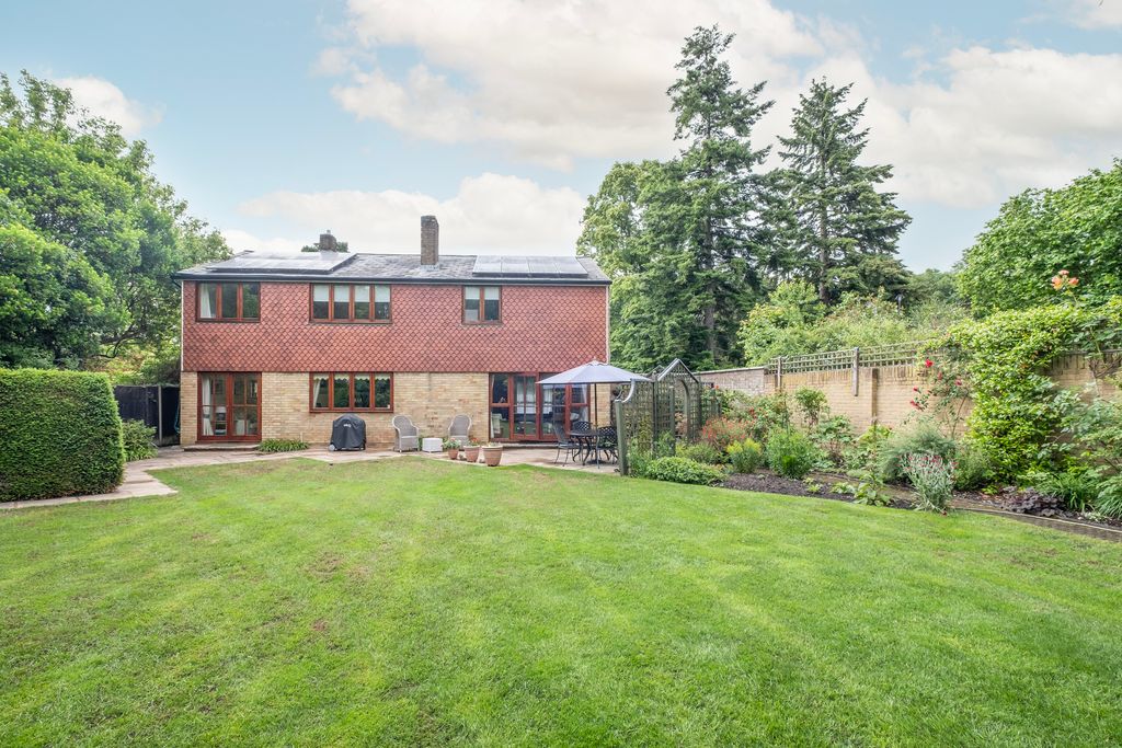 Property photo 1 of 17