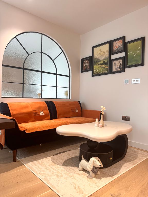 Property photo 1 of 18