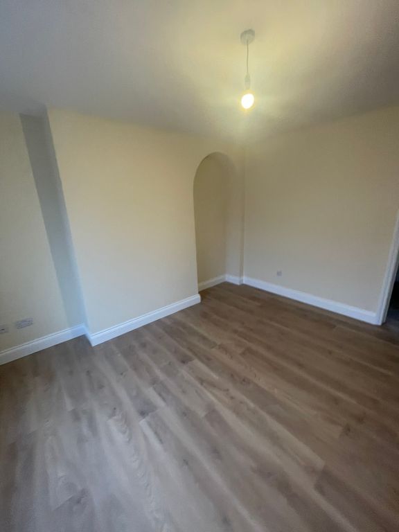 Property photo 2 of 14 Img_0850