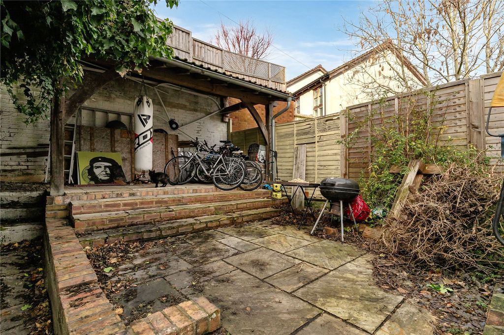 Property photo 3 of 16 Picture No. 08