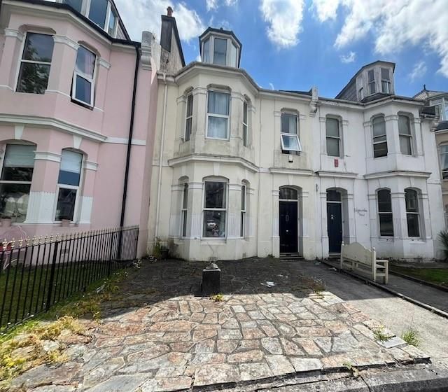 Property photo 1 of 9 36 Lipson Road.Jpg