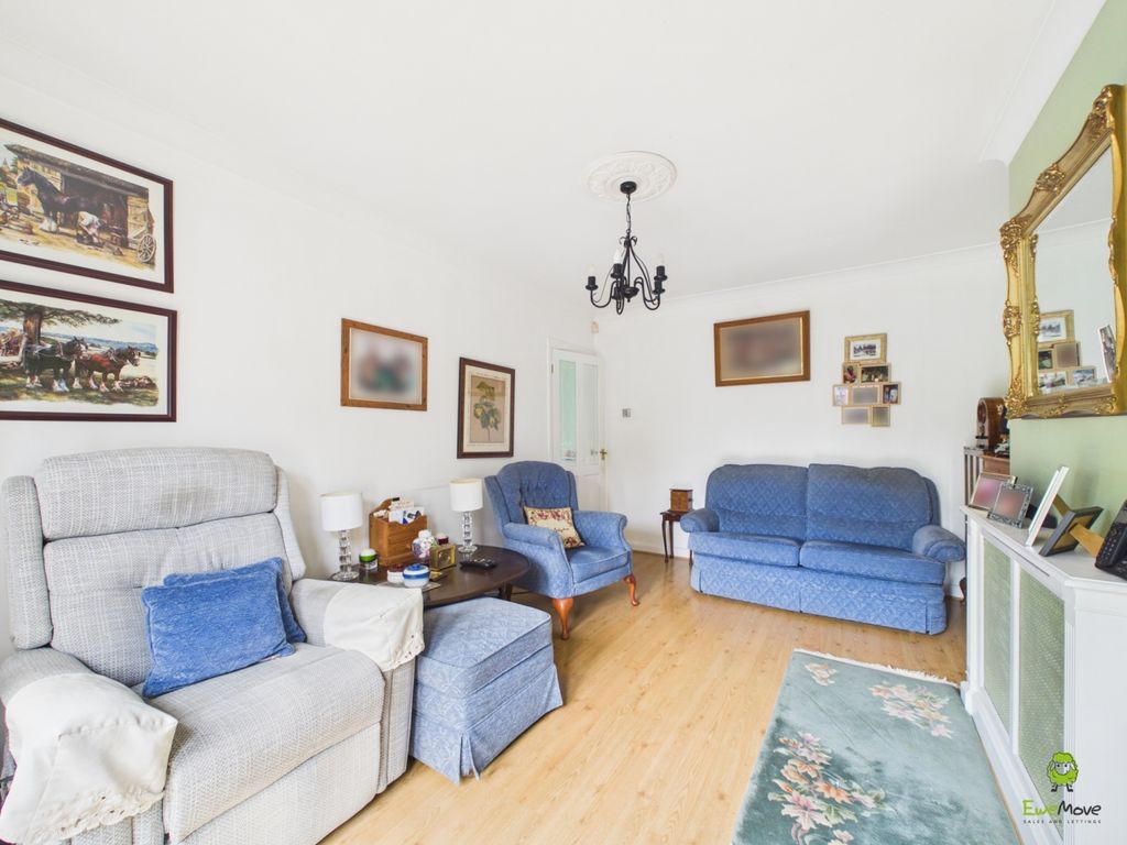 Property photo 3 of 12 Presented By Kevin At Ewemove Abbey Wood And Belve