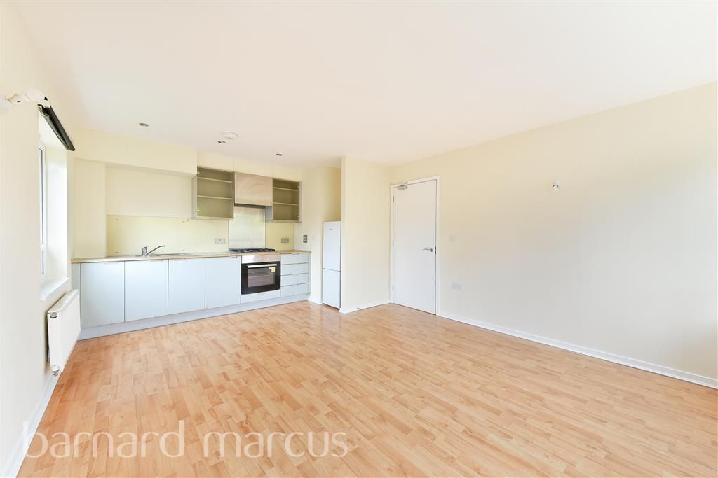 Property photo 2 of 8 Living Room