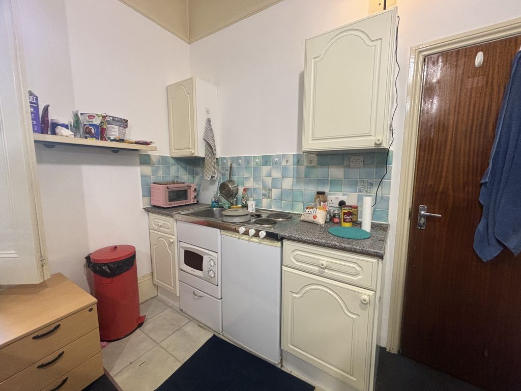 Property photo 3 of 3