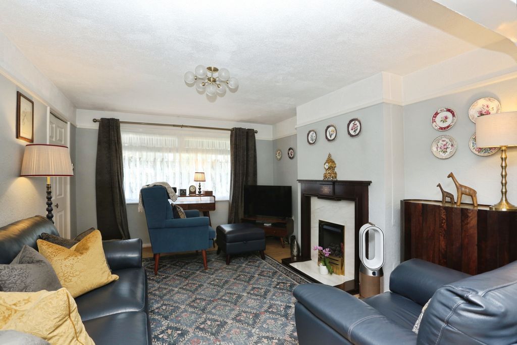 Property photo 3 of 20 Reception Room