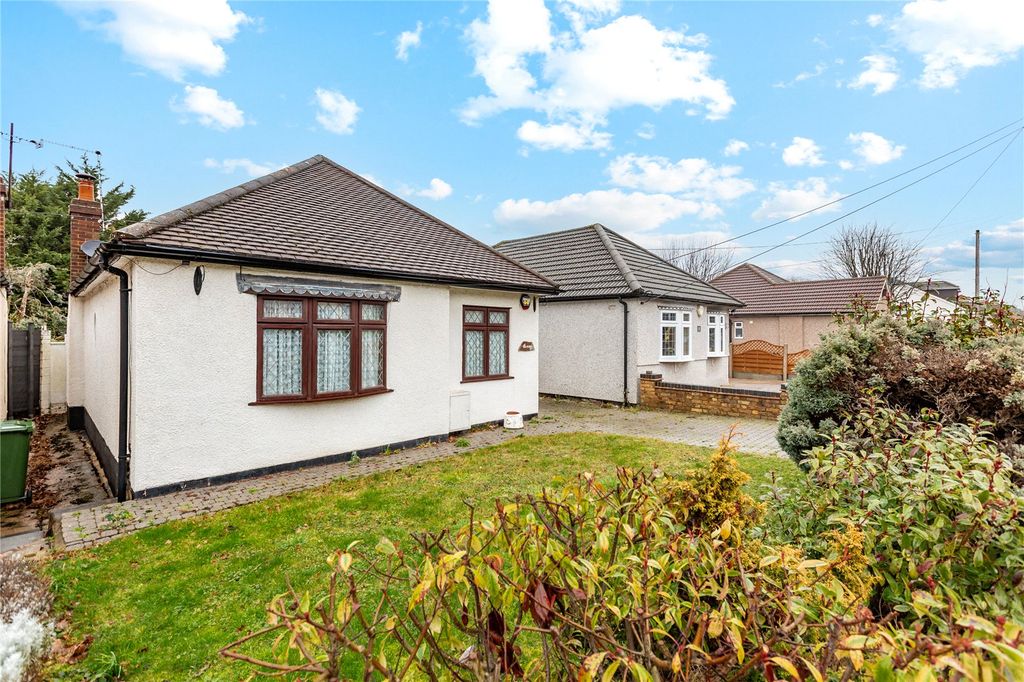 Property photo 1 of 18 Front