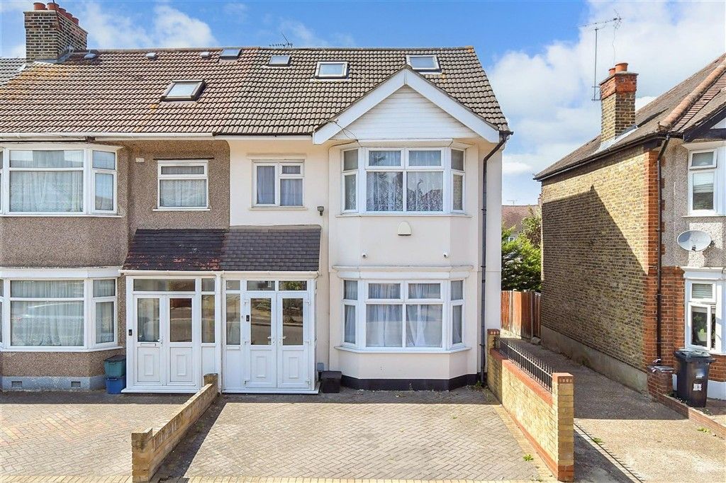 Property photo 1 of 15 External (Web)