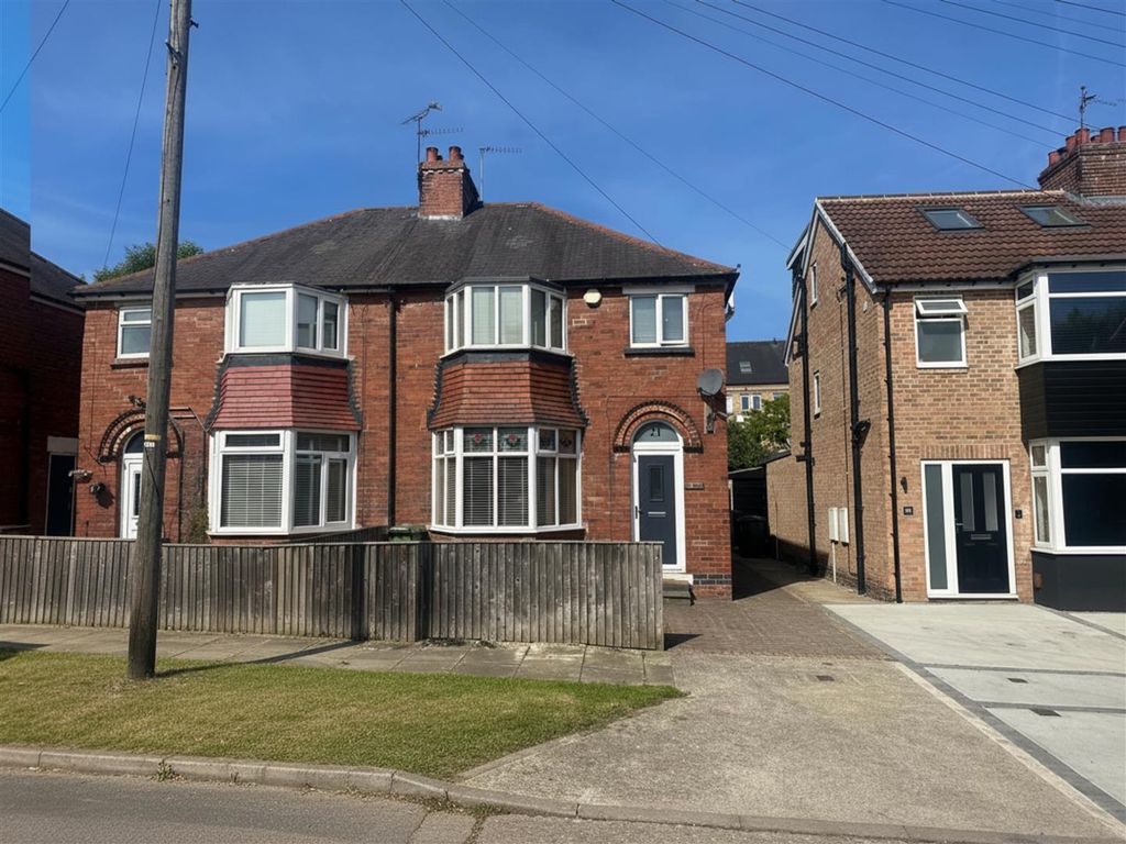 Property photo 1 of 11 24.Png