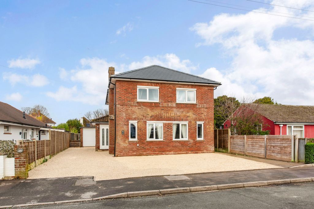 Property photo 1 of 33