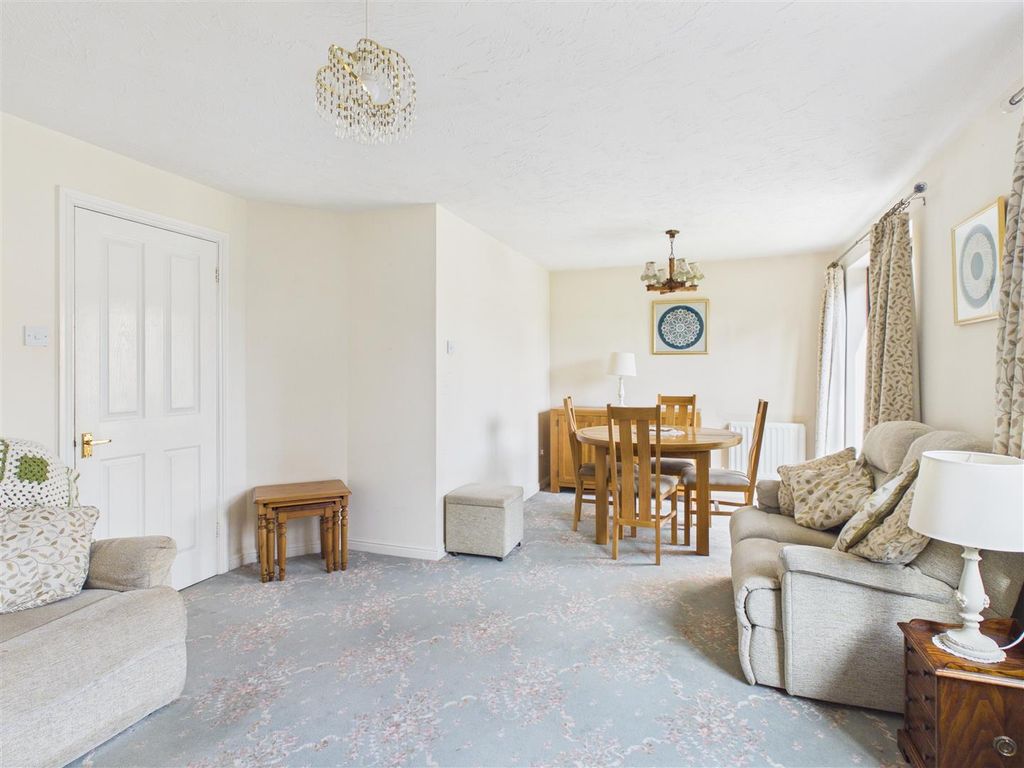 Property photo 3 of 34 Cam02935G0-Pr0131-Still009.Jpg