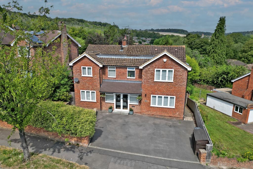 Property photo 1 of 17 5328781