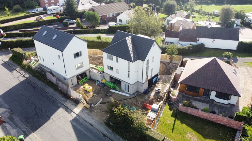 Property photo 1 of 5 5555670