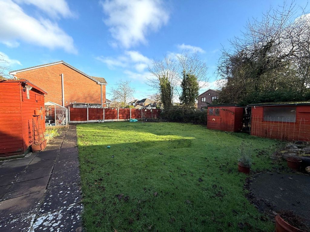 Property photo 2 of 20