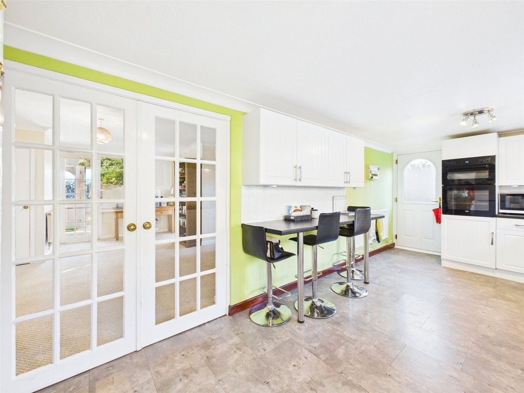 Additional image 4 of 5 bed detached house for saleTaw Vale Avenue, North Tawton, Devon EX20