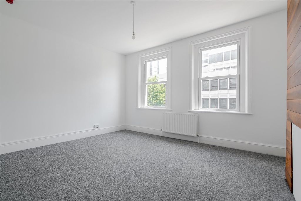 Property photo 3 of 7 3.Jpg