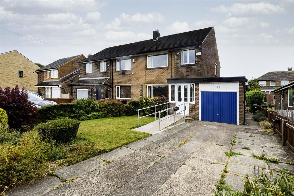 Property photo 1 of 30
