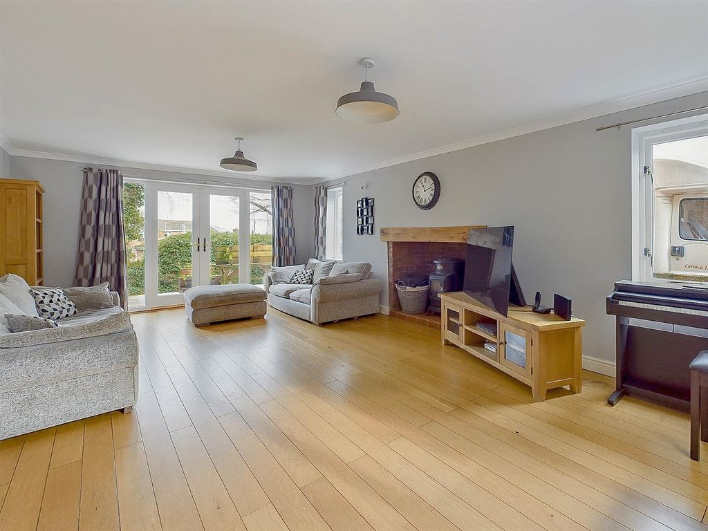 Additional image 4 of 6 bed detached house for saleNewtown Road, Malvern WR14