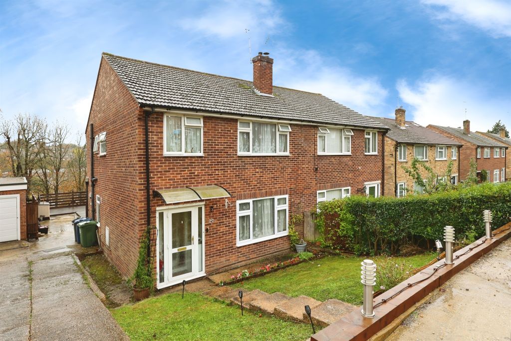 Property photo 1 of 17