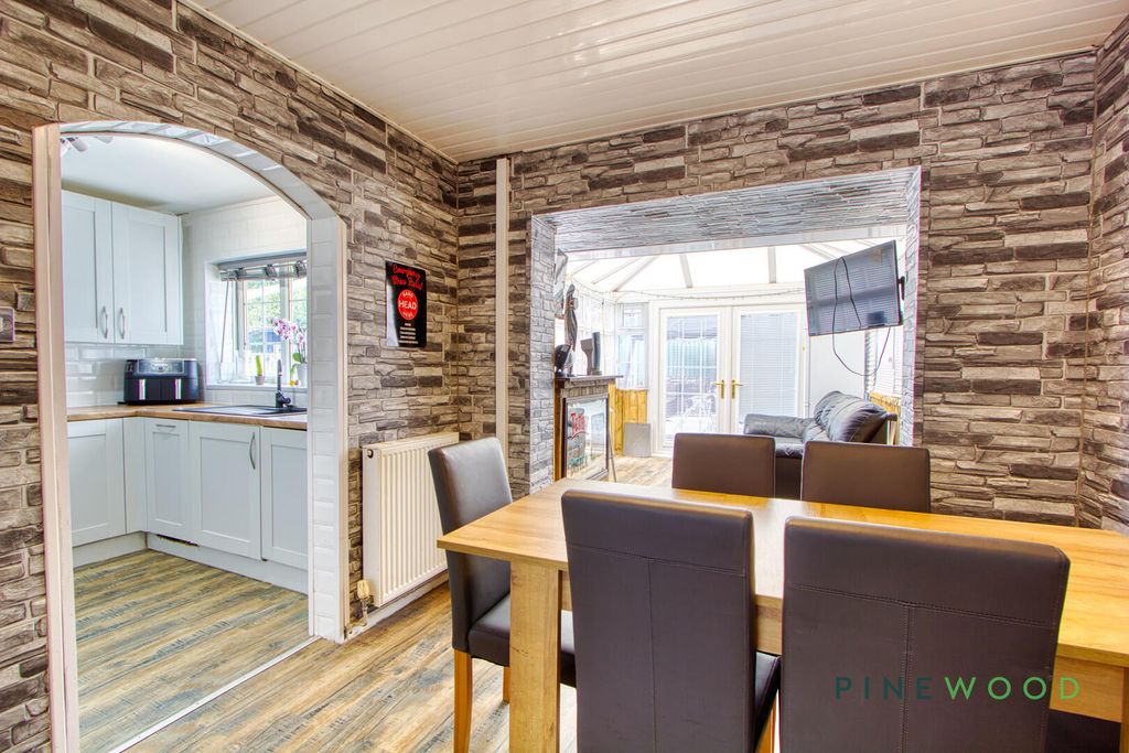 Property photo 3 of 32 Dining Room