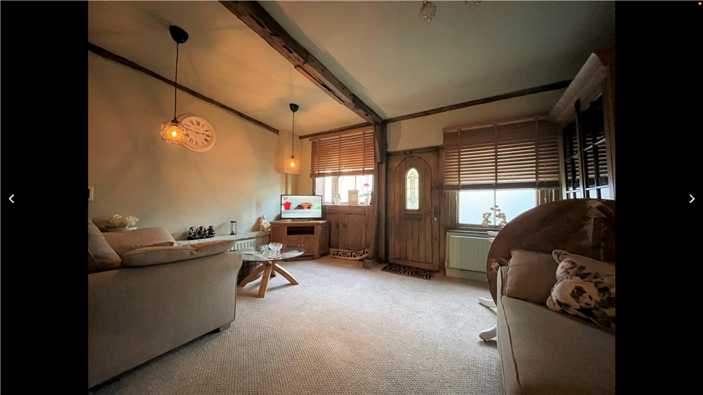 Property photo 3 of 4 Lounge
