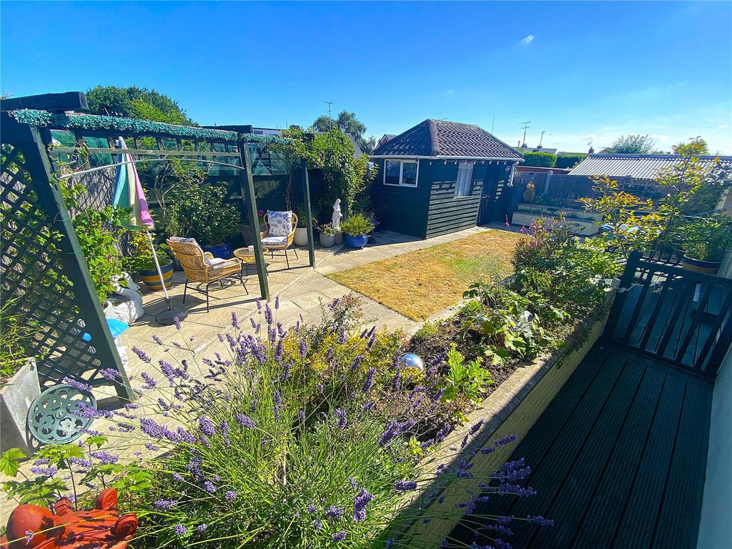 Property photo 2 of 17 Picture No. 08