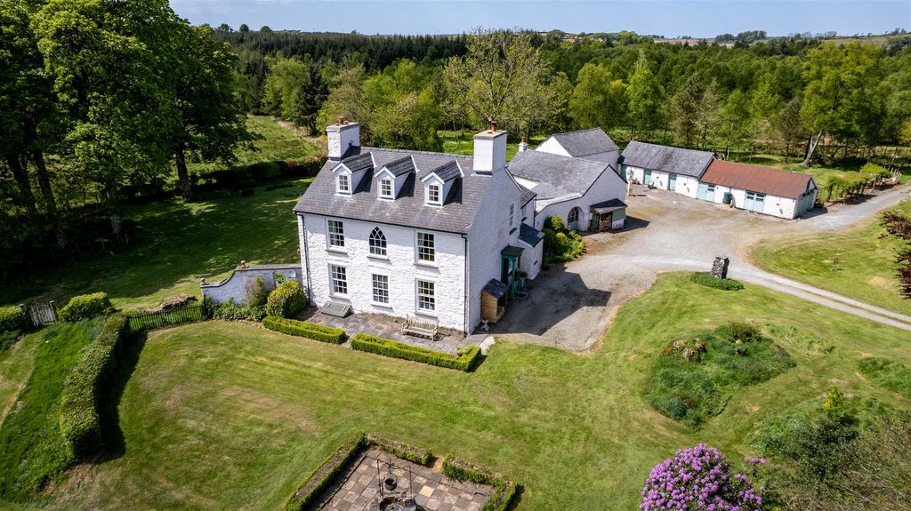 Property photo 2 of 64 Bryn65.Jpg