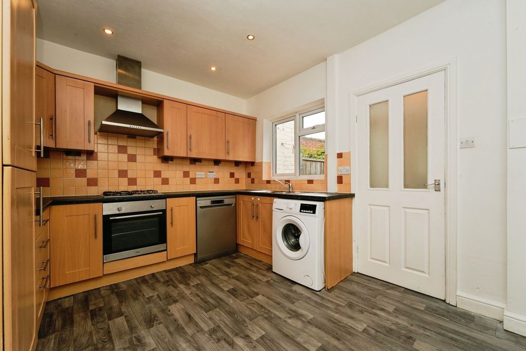 Property photo 1 of 13 Kitchen Diner