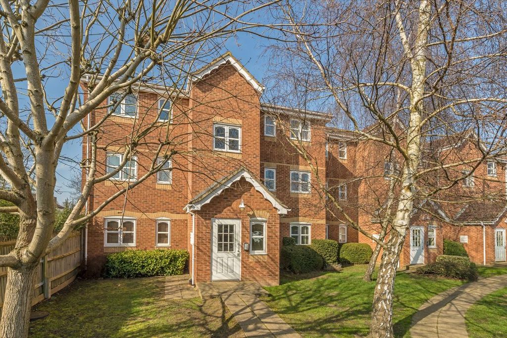 Property photo 1 of 4