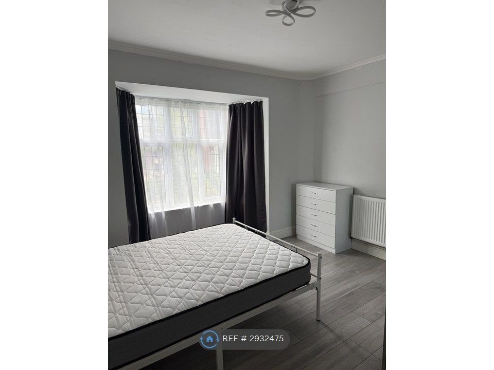 Property photo 2 of 20 Room 1