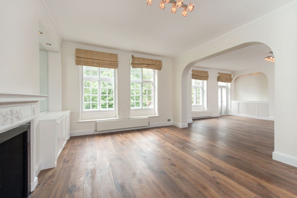 Property photo 1 of 13 Front