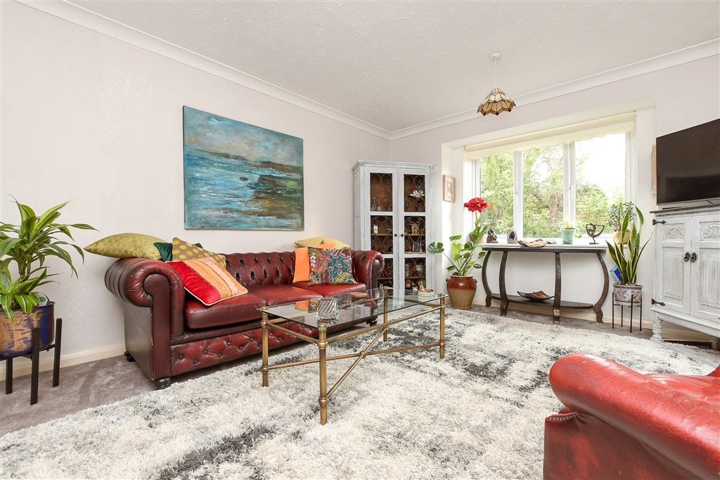 Property photo 3 of 10 Lounge/Diner