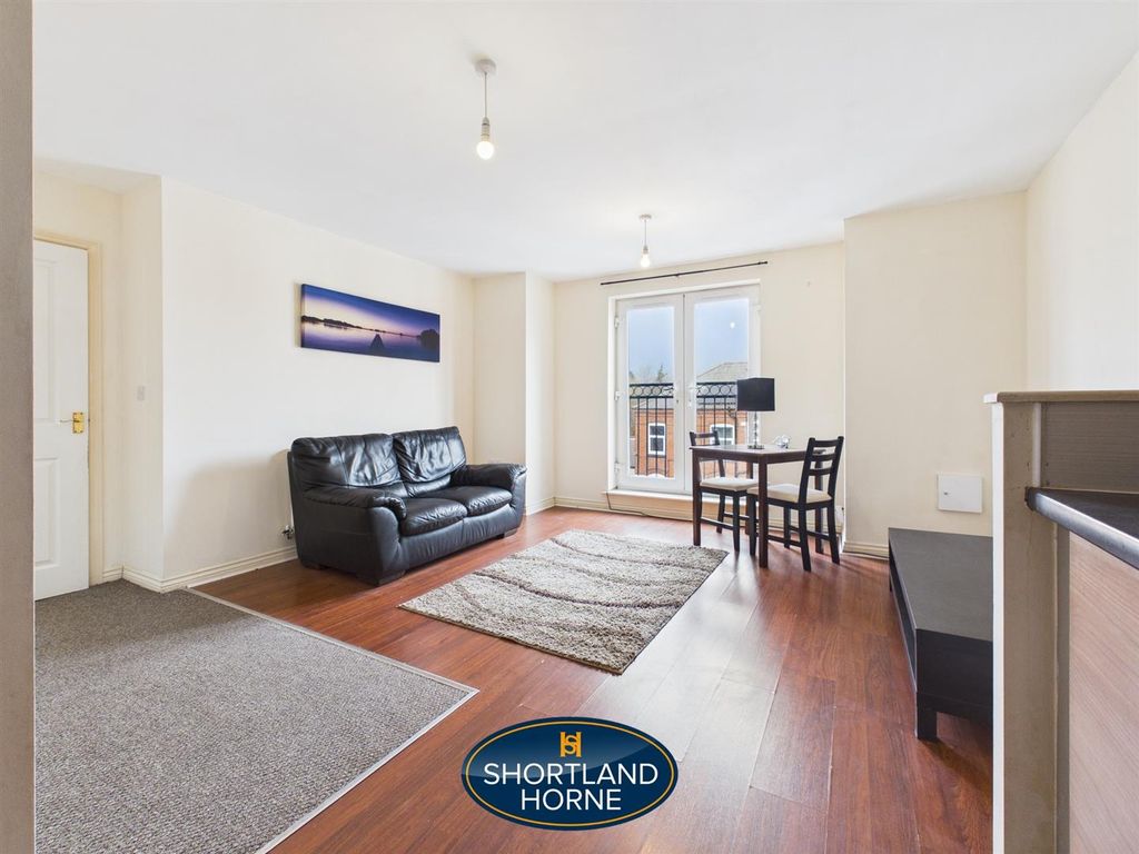 Property photo 3 of 11 Cam04377G0-Pr0166-Still008.Jpg