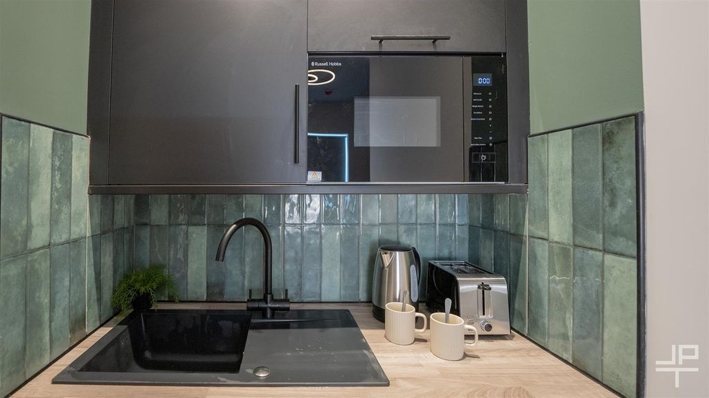 Property photo 3 of 10 Dsc03888.Jpg