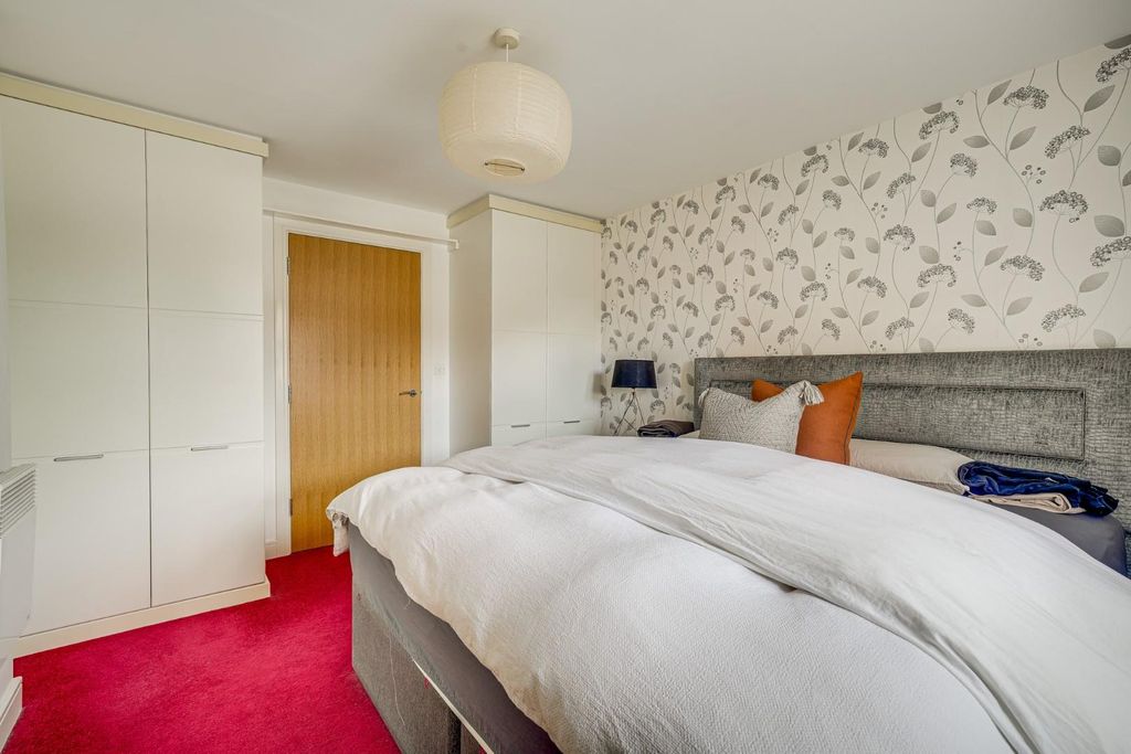 Additional image 11 of 2 bed flat for saleWest Dock, The Wharf, Linslade LU7