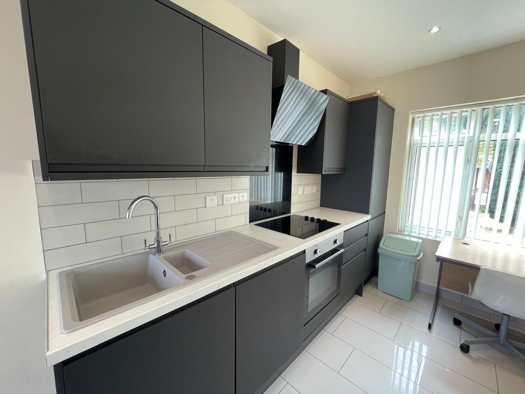 Property photo 2 of 15 Photo-2025-05-12-14-55-25