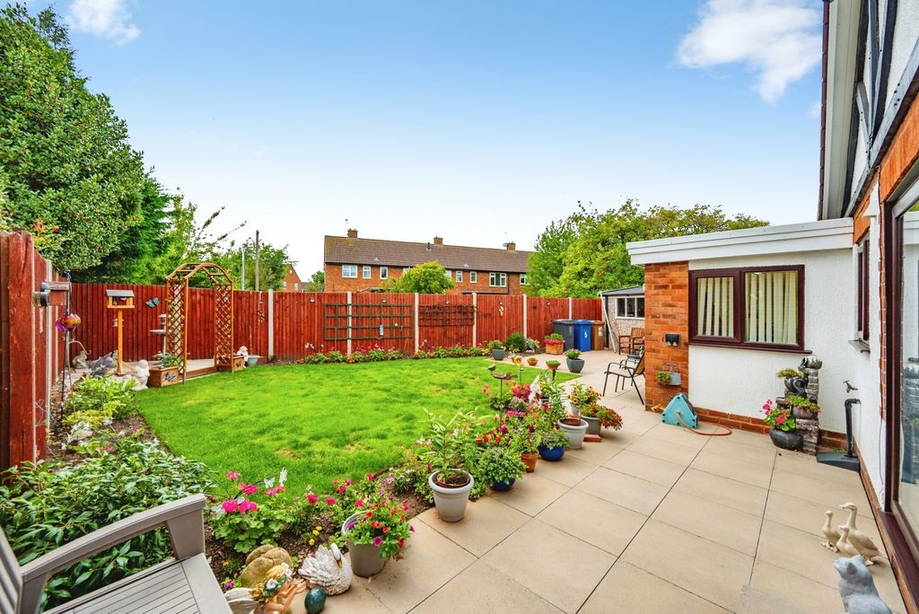 Property photo 3 of 22 Pbox-Img.Jpg